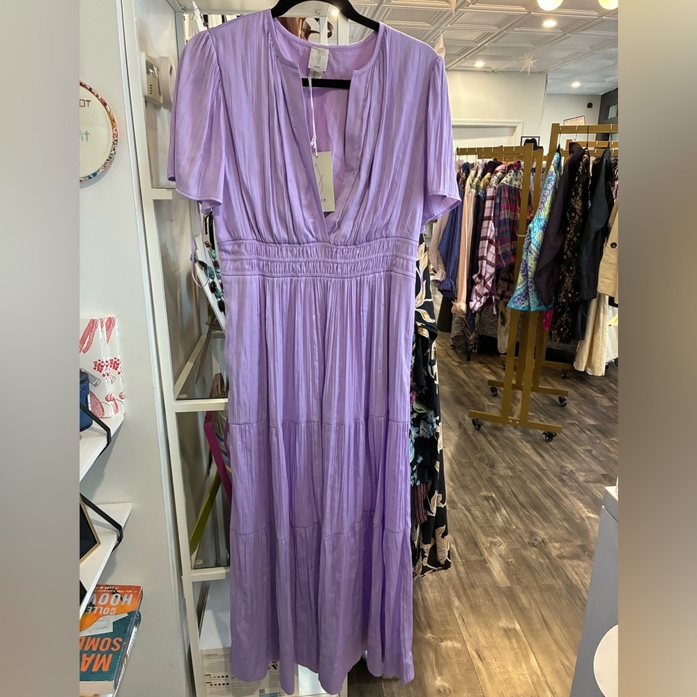 Joie tiered smocked waist midi dress is featured in a lavender purple size L NWT